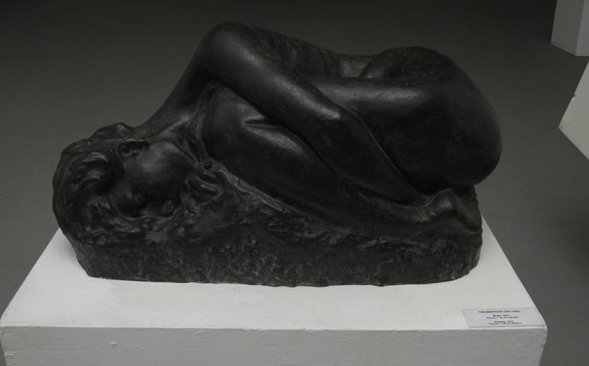 Virtual exhibition: Love in the eyes of a sculptor. 